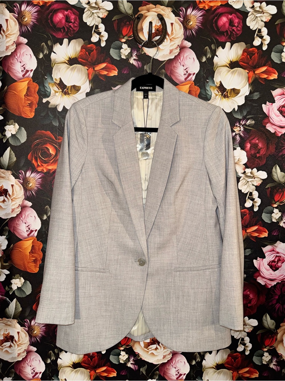Express Women’s Light Gray Single-Button Tailored Blazer, Small, NWT